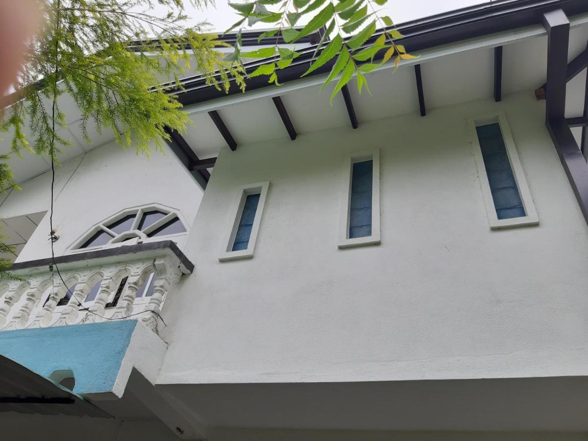 Hellen Homestay Negombo Exterior foto